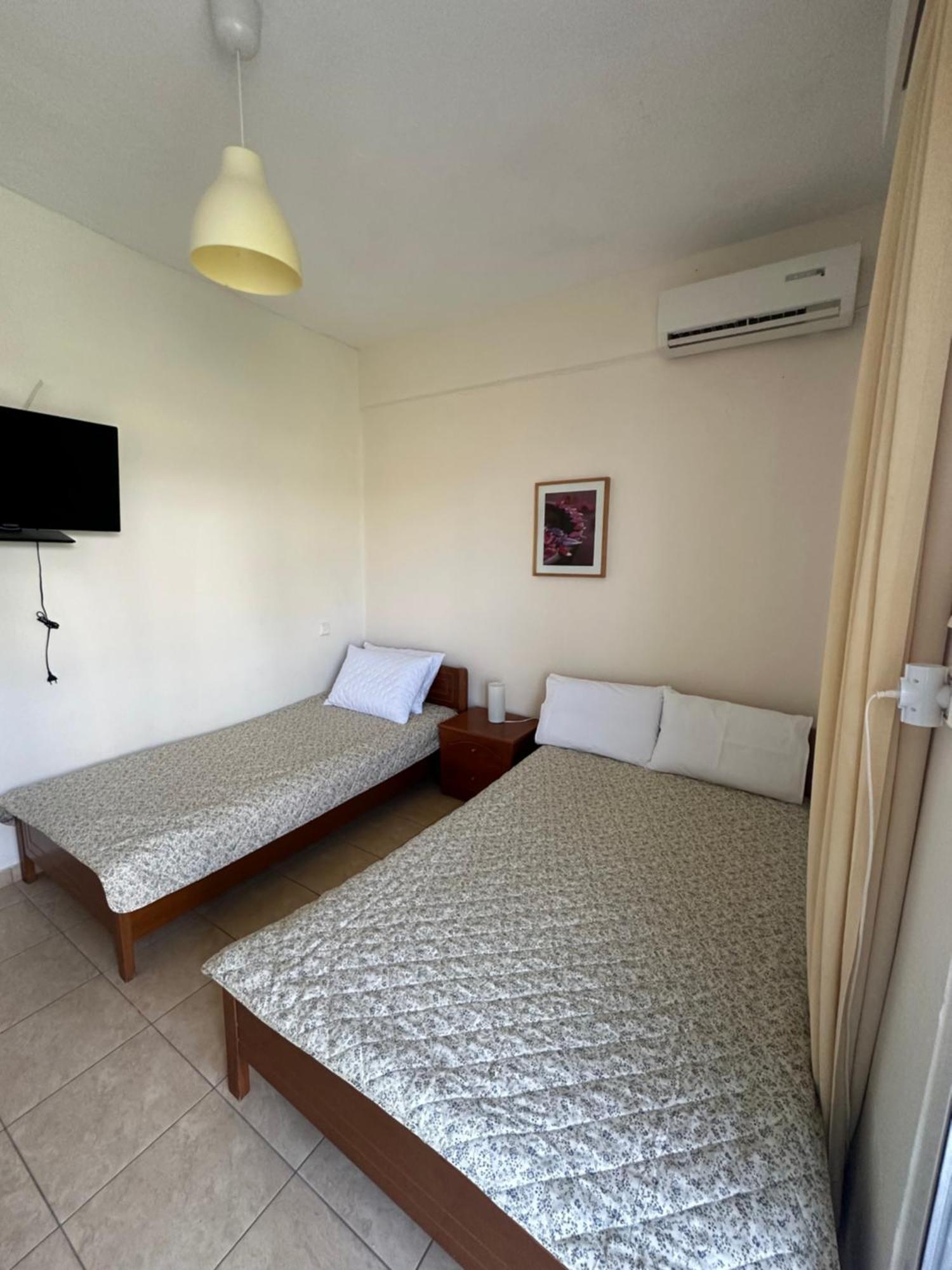 Xristina Appartment プラカ・リトホロ エクステリア 写真